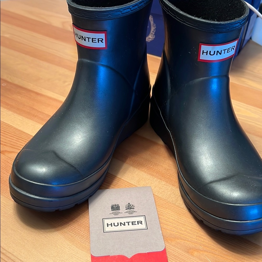 Hunter Original Play Boot: Short Nebula in Metallic Grey